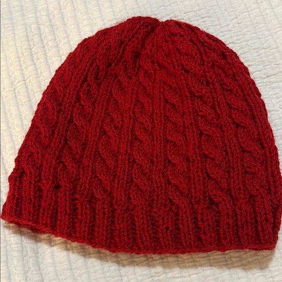 Red Cable Knit Beanie - Picture 1 of 5